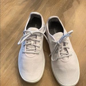 Allbirds Chalk Tennis Shoes Size 10
